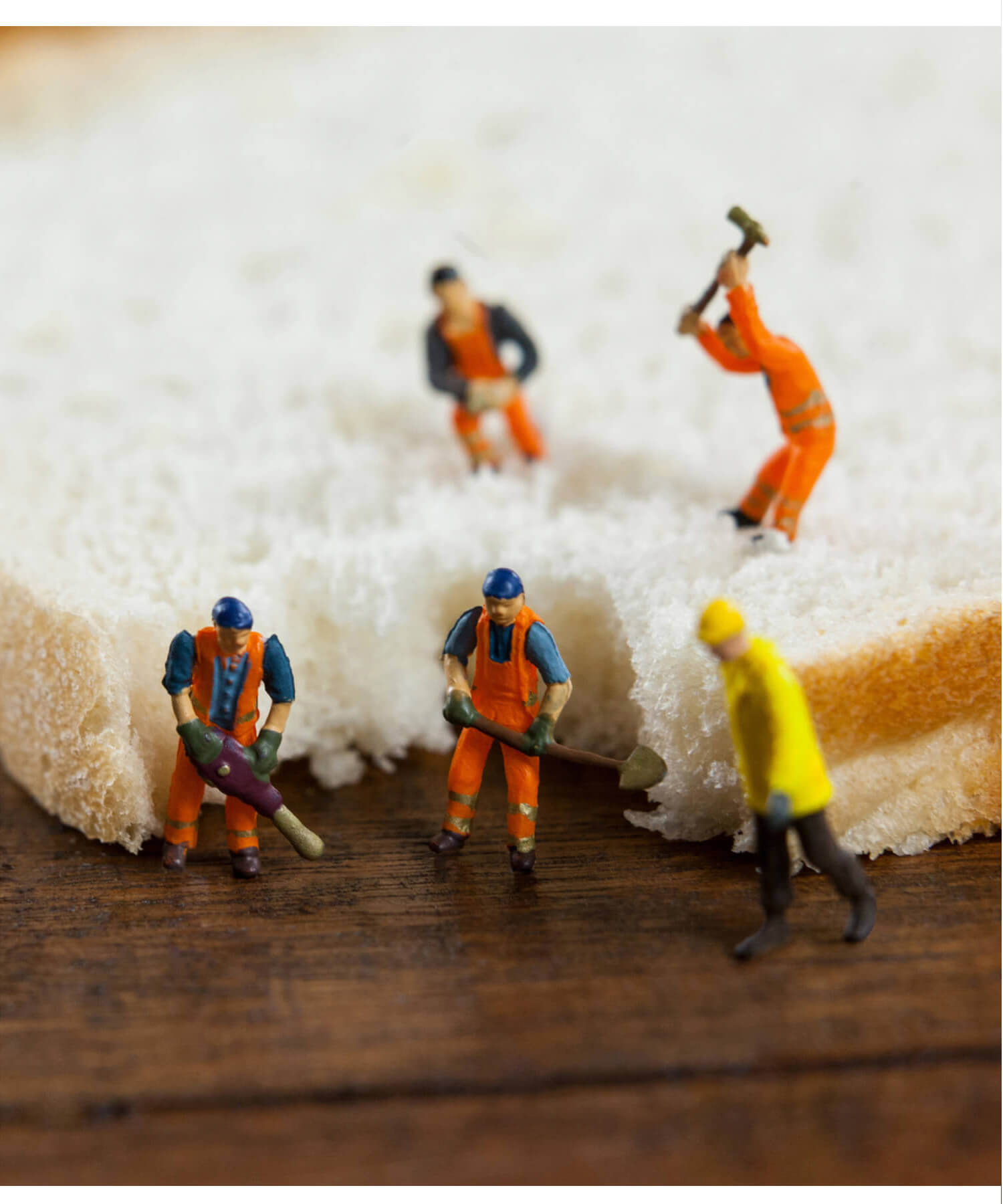Workers on Sliced Bread 3D Printed with Inslogic Professional Standard Pro 3D Printer Resin